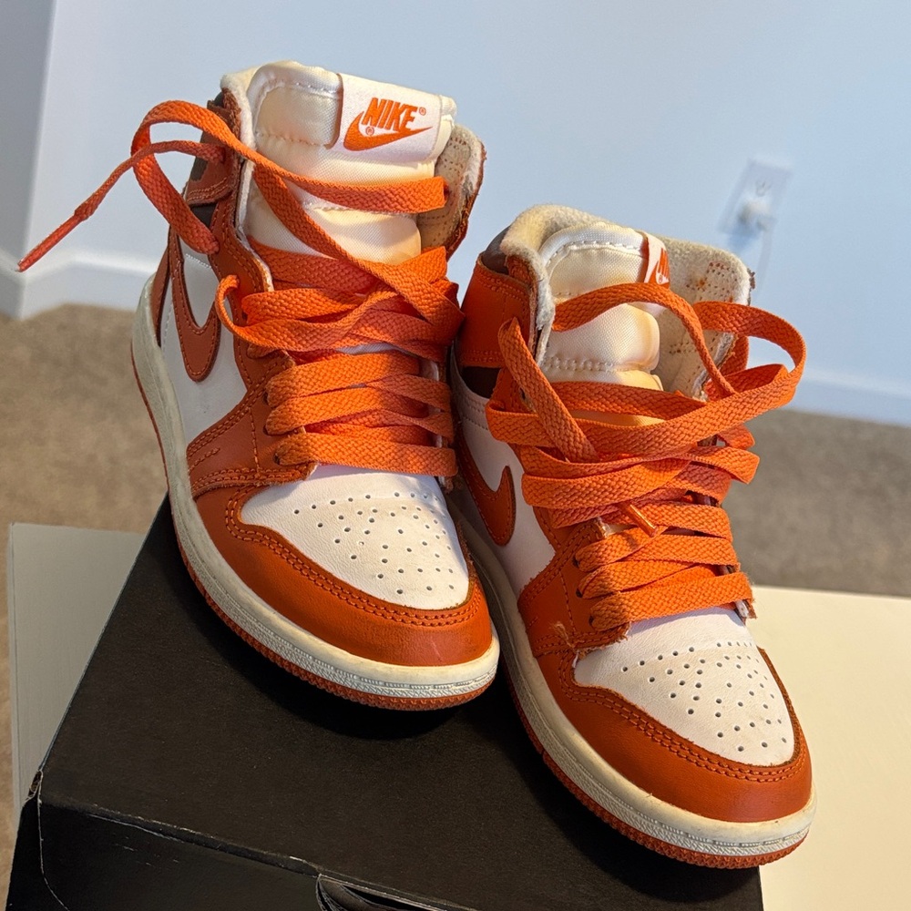 Jordan Kids Sneakers in Orange and White